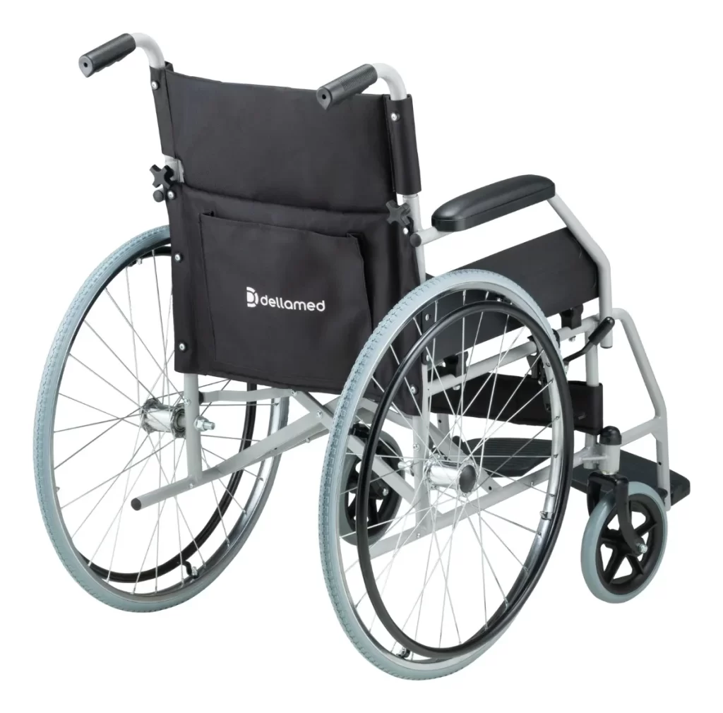 Imagem de cadeira de rodas manual Dellamed utilizada para ilustrar modelos tradicionais de mobilidade